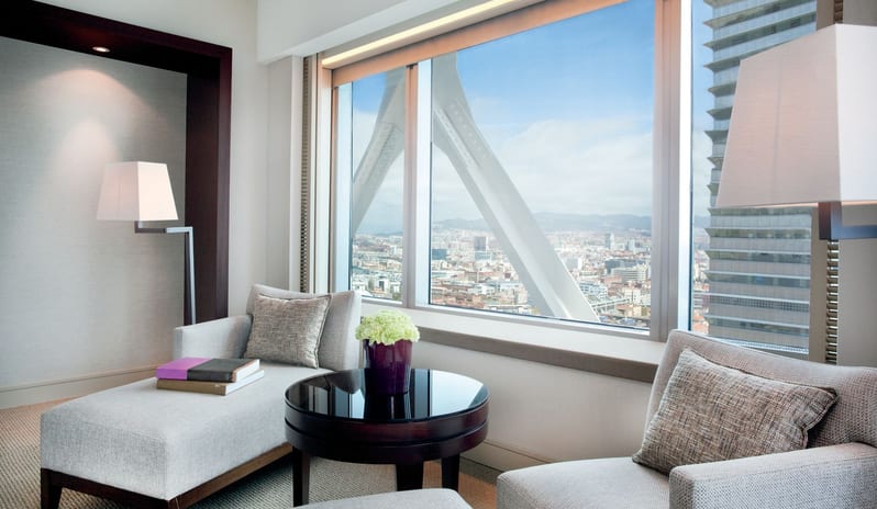 HOTEL ARTS BARCELONA - CLUB ROOM DETAIL